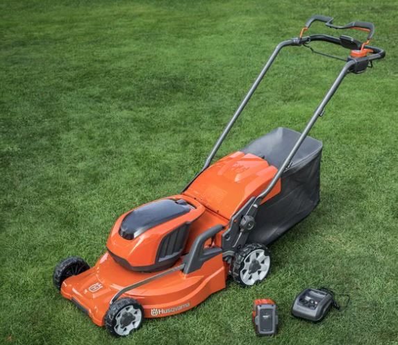 Lawn Mower Lc 347ivx!